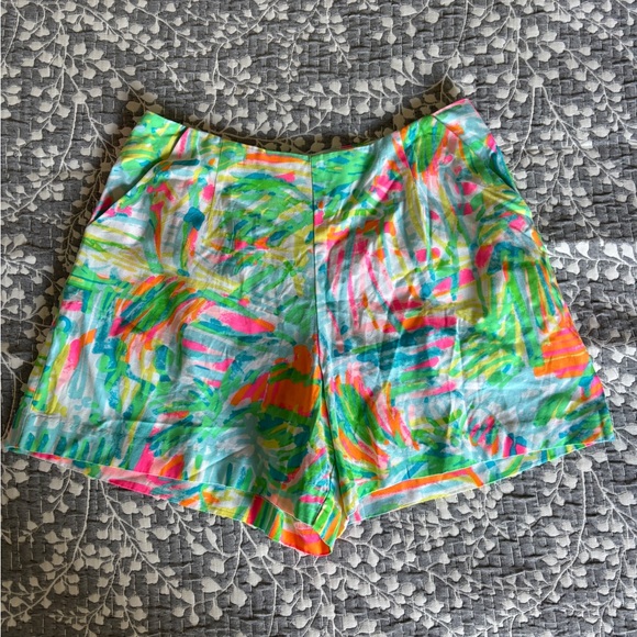Lilly Pulitzer Pants - Lilly Pulitzer shorts - size 00